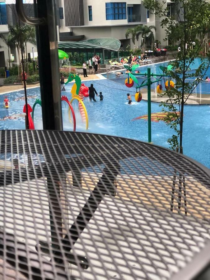 Atlantis Residence Malacca Eksteriør billede